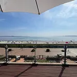 ホテル Ostsee-strandhaus-holnis グリュックスブルク