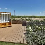Ostsee-strandhaus-holnis