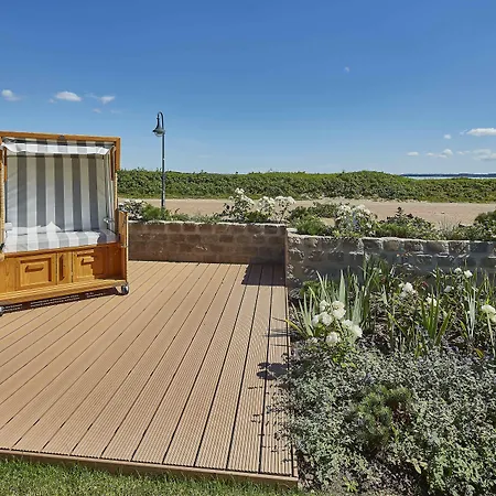 Ostsee-strandhaus-holnis