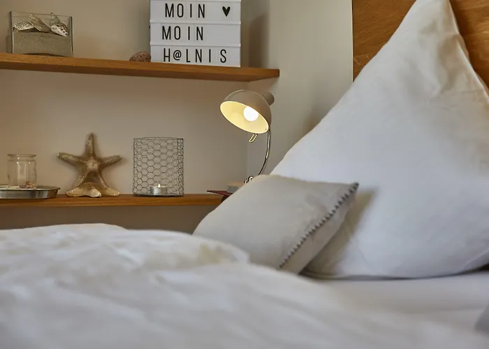 Hotel Ostsee-strandhaus-holnis 3*
